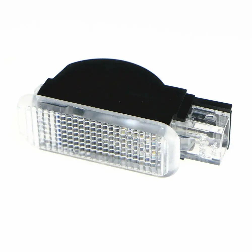 מנורת LED לבנה לדלת או לתא המטען ל-Audi A1