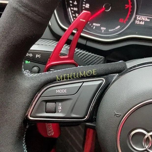 תוספות אלומיניום למנופי ההילוכים בהגה ל-Audi Q2