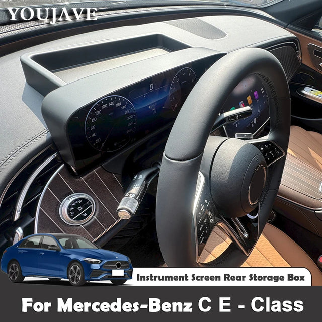 תא אחסון מאחורי מסך לוח המחוונים ל-Mercedes-Benz C-Class ו-E-Class ‏2025